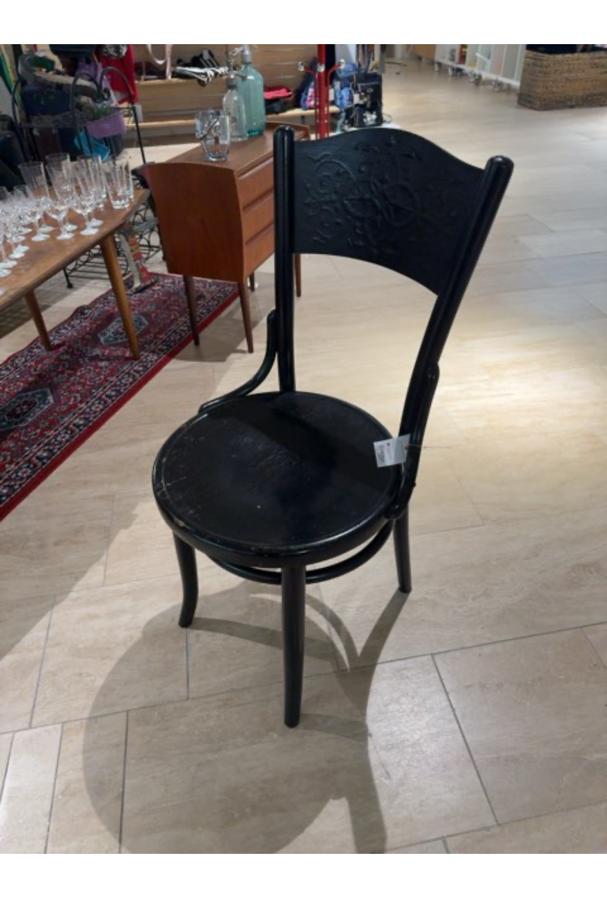 Stol i sort med mønster
